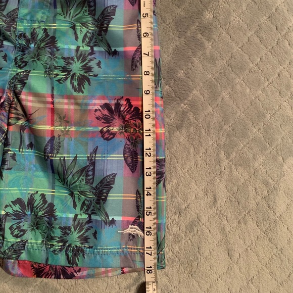 Tommy Bahama Big Boys' Desert View Swim Trunks - M - Picture 4 of 7